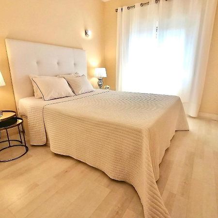 Beachfront Seaview Litoralmar Apt, Fast Wifi, Airco, Pool, Private Parking Portimão Buitenkant foto