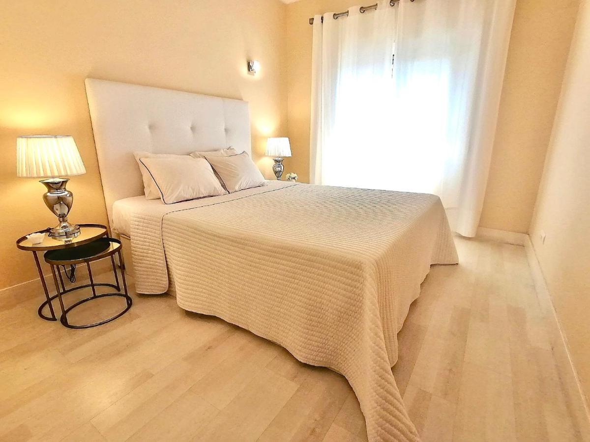 Beachfront Seaview Litoralmar Apt, Fast Wifi, Airco, Pool, Private Parking Portimão Buitenkant foto