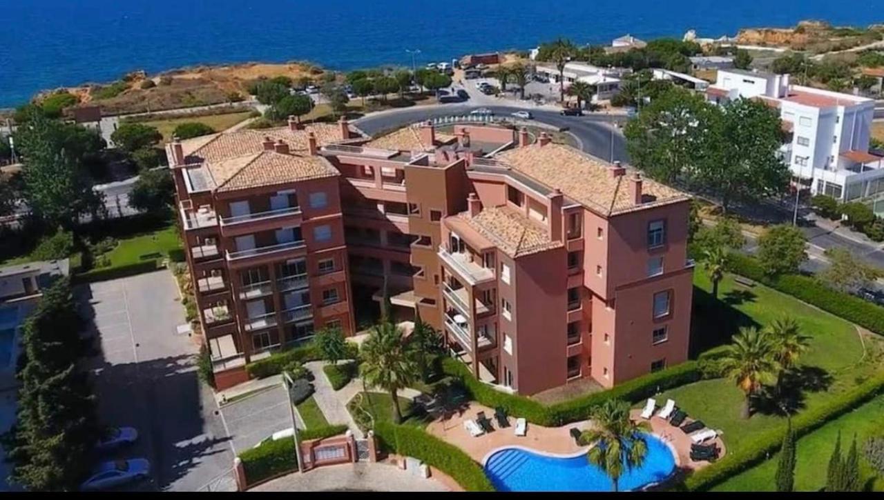 Beachfront Seaview Litoralmar Apt, Fast Wifi, Airco, Pool, Private Parking Portimão Buitenkant foto