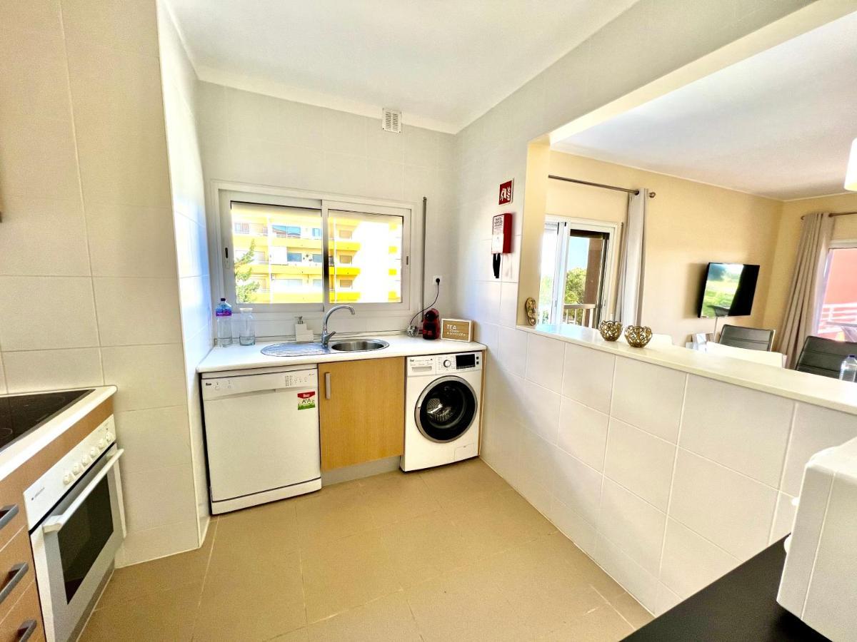 Beachfront Seaview Litoralmar Apt, Fast Wifi, Airco, Pool, Private Parking Portimão Buitenkant foto